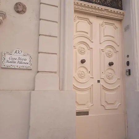 Quirky + Roof Terrace * Valletta